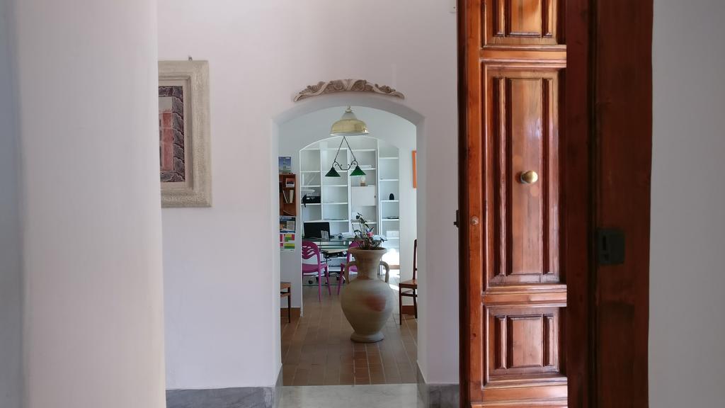 Casamare Hotel San Vincenzo Luaran gambar