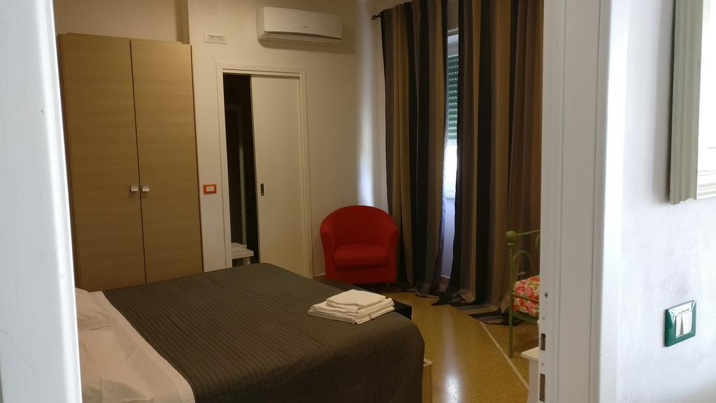 Casamare Hotel San Vincenzo Luaran gambar