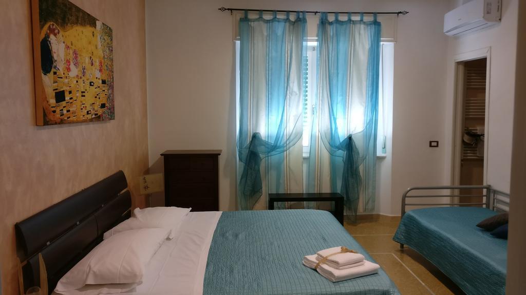 Casamare Hotel San Vincenzo Luaran gambar
